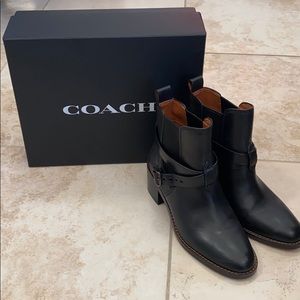 Women’s Coach boots black size 8